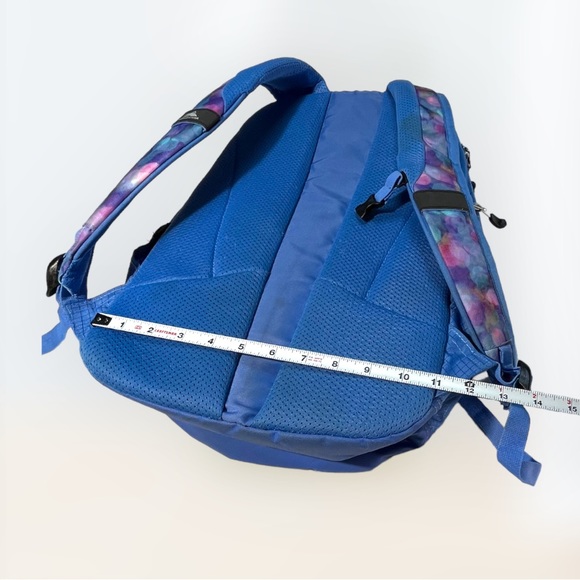 High Sierra Heavyweight Backpack - Picture 10 of 16